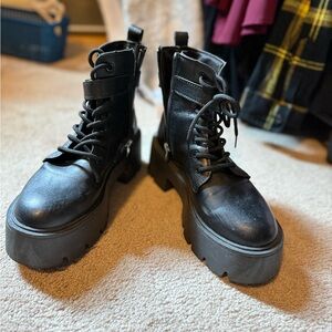 Black Women's Combat Boots